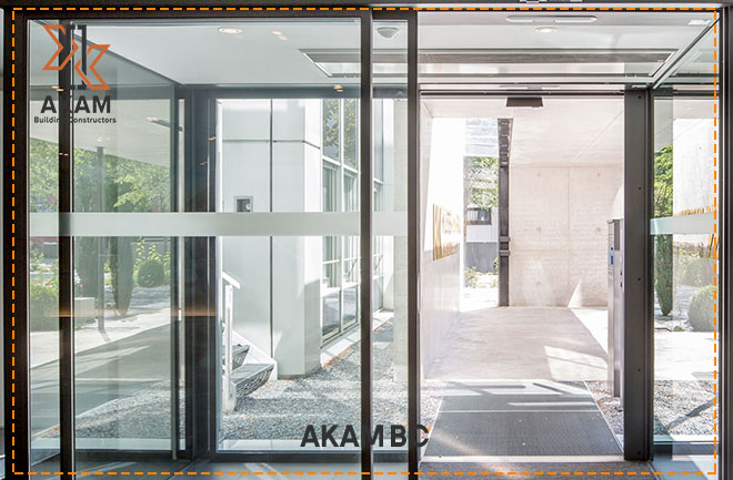 استفاده از سیستم اتوماسیون در درب های اتوماتیک شیشه‌ ای