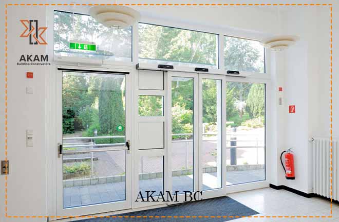درب اتوماتیک شیشه ای برک اوت آکام